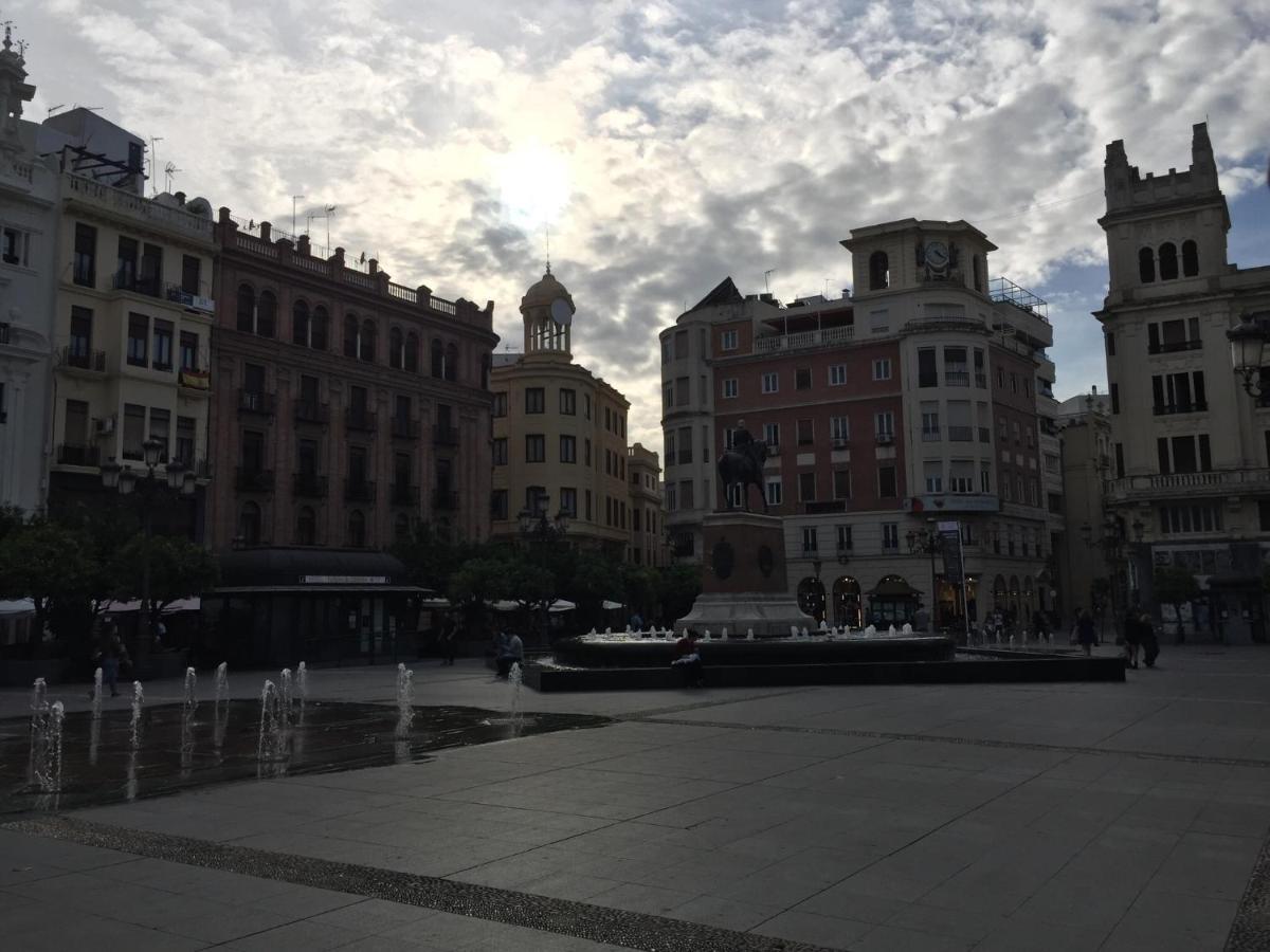Apartamento Plaza De La Corredera Córdova Exterior foto