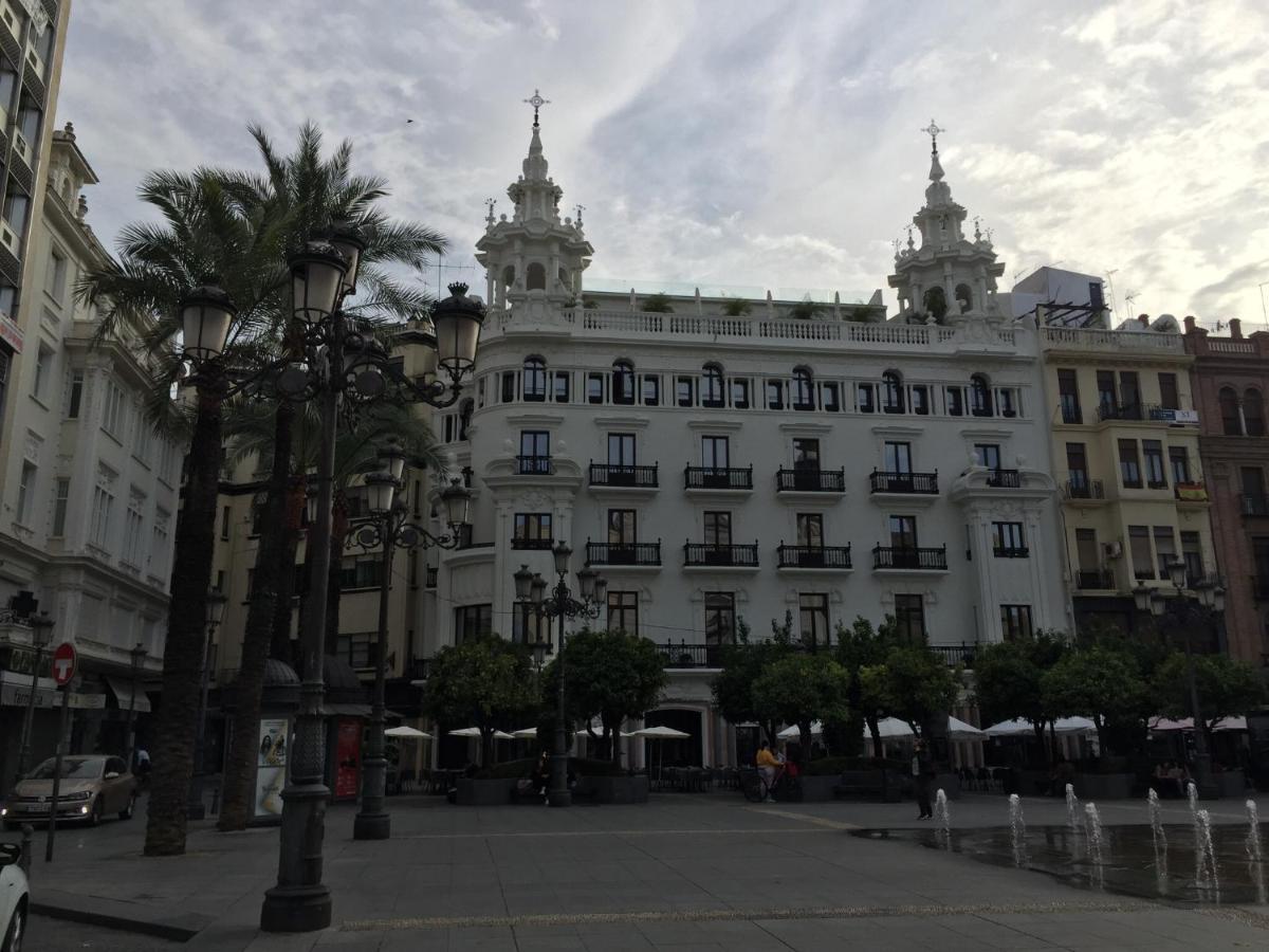 Apartamento Plaza De La Corredera Córdova Exterior foto